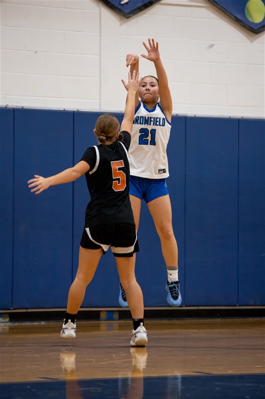 2025_12_12_Bromfield_basketball_JM_MG_6054_1