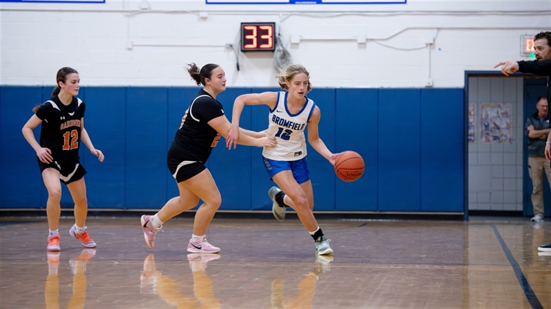 2025_12_12_Bromfield_basketball_JM_MG_6079_1